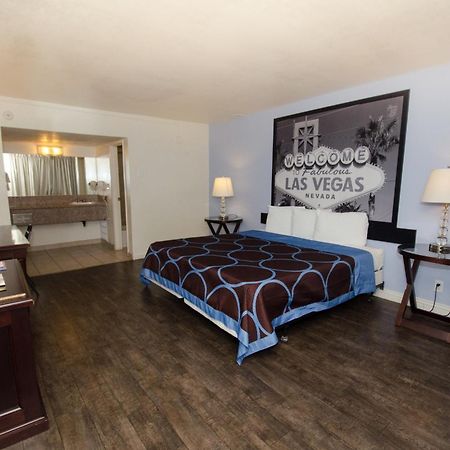 Super 8 By Wyndham Las Vegas North Strip/Fremont St. Area Exteriér fotografie