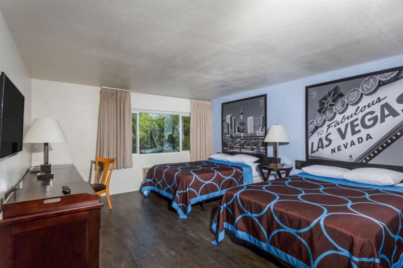 Super 8 By Wyndham Las Vegas North Strip/Fremont St. Area Exteriér fotografie
