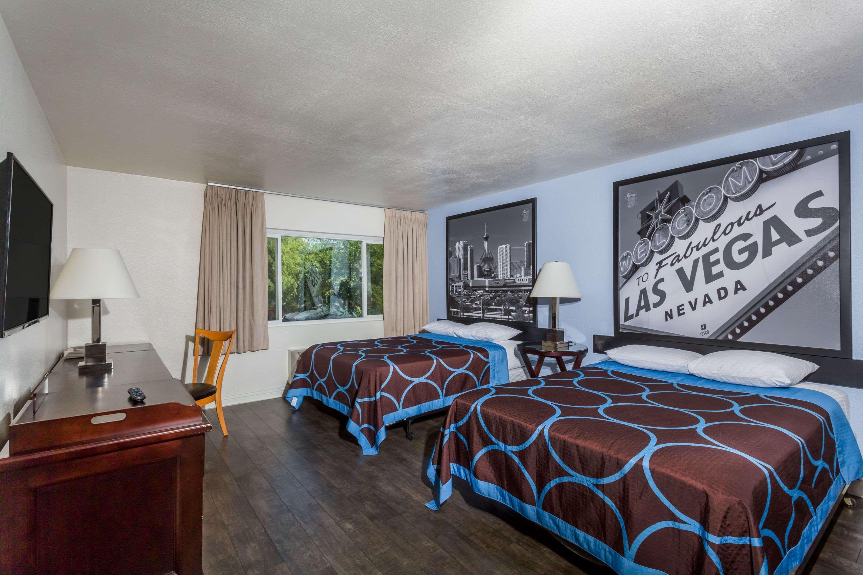 Super 8 By Wyndham Las Vegas North Strip/Fremont St. Area Exteriér fotografie