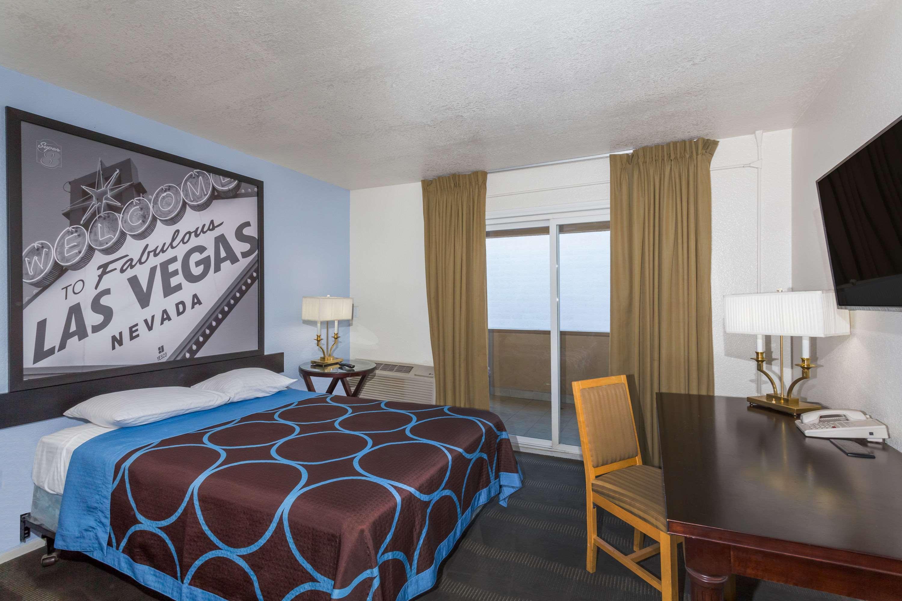 Super 8 By Wyndham Las Vegas North Strip/Fremont St. Area Exteriér fotografie