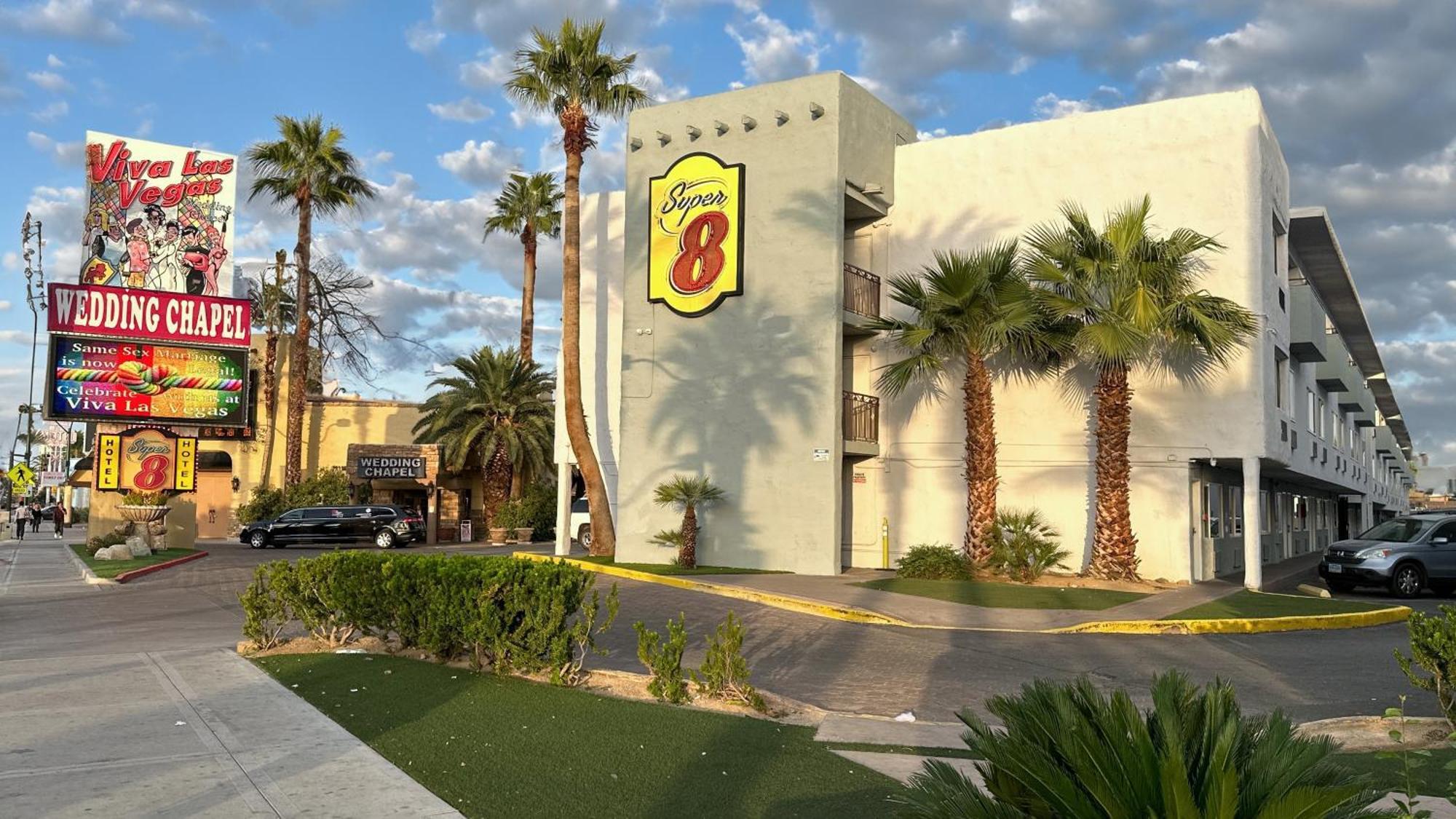 Super 8 By Wyndham Las Vegas North Strip/Fremont St. Area Exteriér fotografie